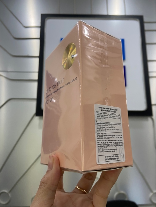 Nước hoa Armaf Club De Nuit Woman - Eau De Parfum - 105ml - Newseal