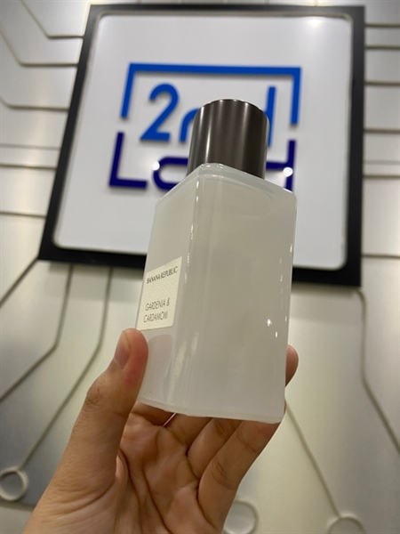 Nước hoa Banana Republic Gardenia & Cardamom - EDP - 75ml - Kèm Box 1