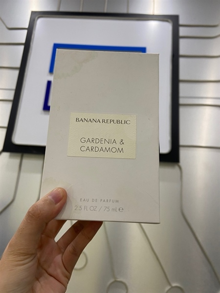 Nước hoa Banana Republic Gardenia & Cardamom - EDP - 75ml - Kèm Box 2