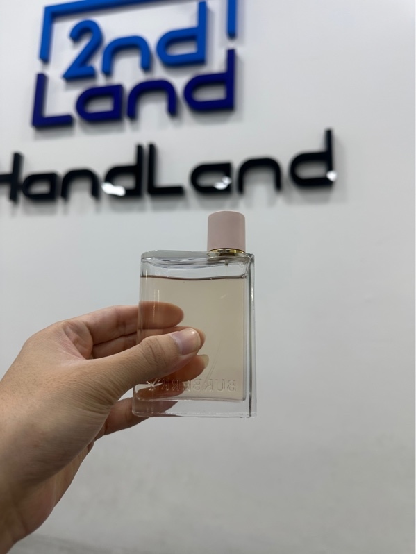 Nước hoa Burberry Her Eau de Parfum - 85/100ml - Body