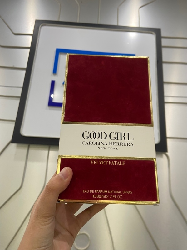 Nước hoa Carolina Herrera Good Girl Velvet Fatale - EDP - 75/80ml - Kèm Box