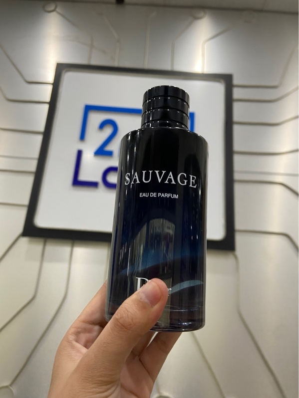 Nước Hoa Dior Sauvage - Eau de Parfum - 195/200ml - Kèm Box