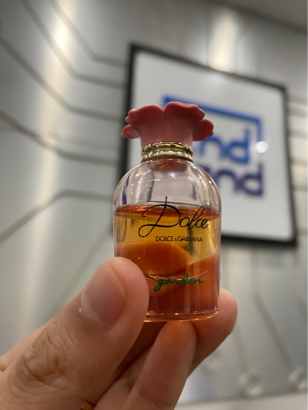 Nước hoa Dolce & Gabbana Dolce Graden - EDP - 5ml - Body