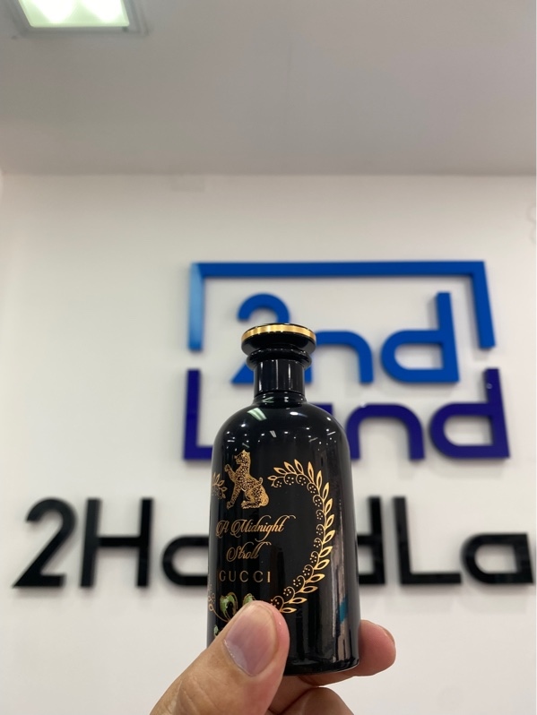 Nước hoa Gucci A Midnight Stroll - 95/100ml - Body
