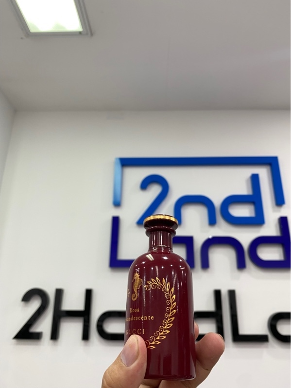 Nước hoa Gucci The Alchemist's Garden Rosa Incandescente - EDP - 80/100ml - Body
