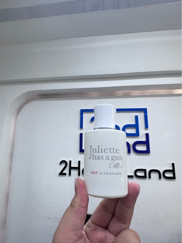 Nước hoa Juliette Has A Gun Not A Perfume - EDP 50/50ml - Kèm box