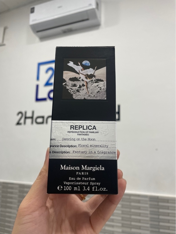 Nước hoa Maison Margiela Replica Dancing On The Moon - 95/100ml - Box