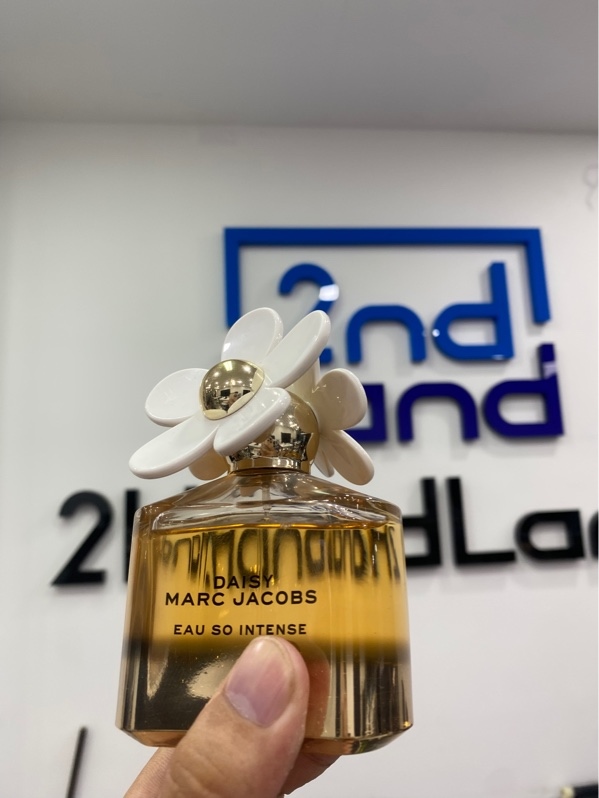 Nước hoa Marc Jacobs Daisy Eau So Intense - 95/100ml - Body