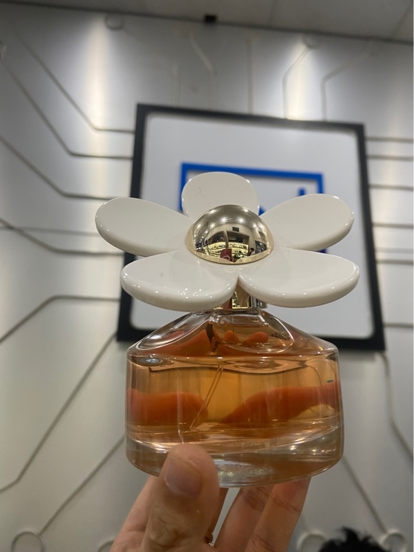Nước hoa Marc Jacobs Daisy Love - EDT - 100ml - Kèm Box
