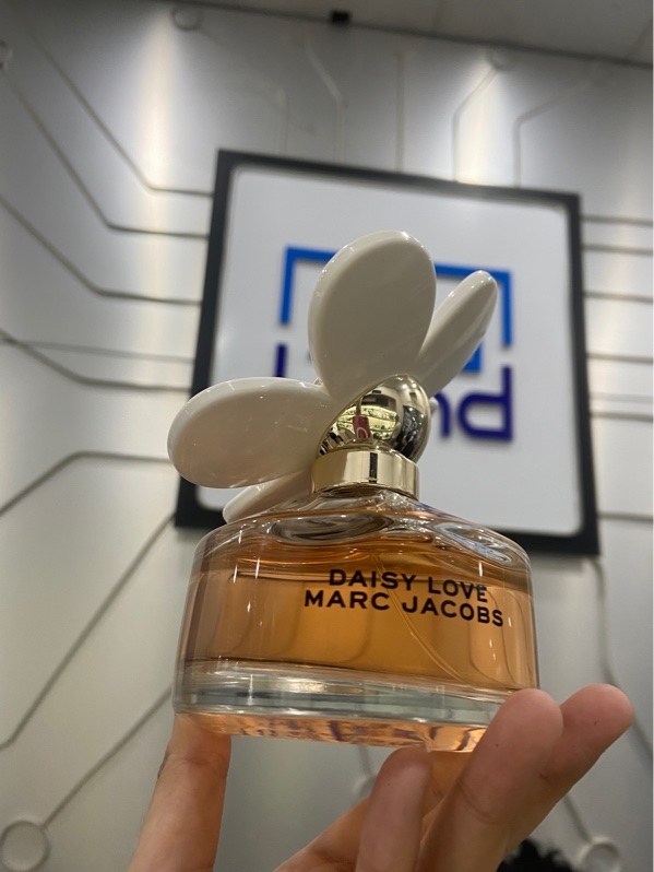 Nước hoa Marc Jacobs Daisy Love - EDT - 100ml - Kèm Box