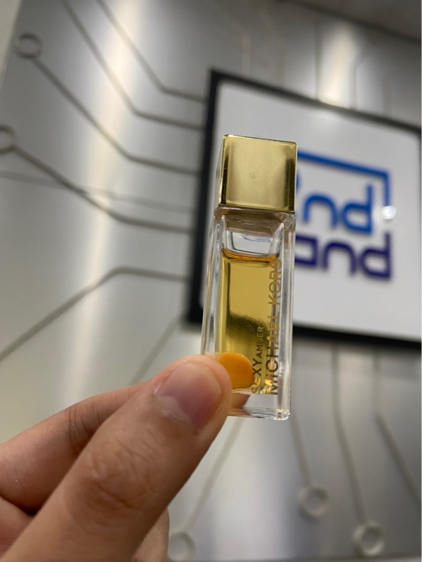Nước hoa Michael Kors Sexy Amber - EDP - 5ml - Body