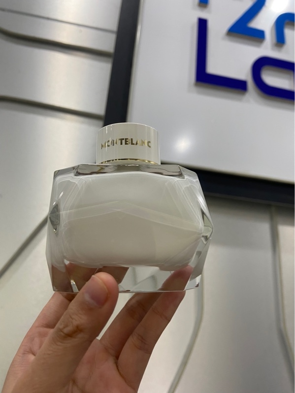 Nước hoa Montblanc Signature - Eau De Parfum Tester - 90ml - Kèm Box