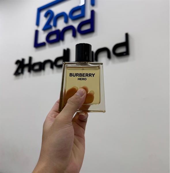 Nước Hoa Nam Burberry Hero Eau De Toilette - 100ml - Body