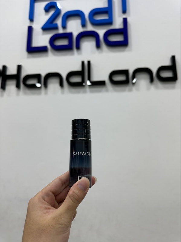 Nước Hoa Nam Dior Sauvage Eau De Toilette - 30ml - Openbox