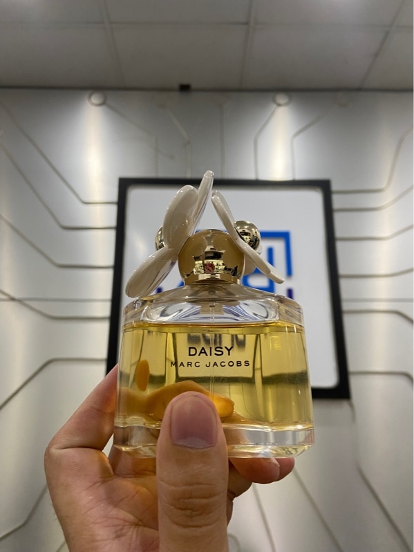 Nước hoa nữ Marc Jacobs Daisy Eau de Toilette - EDT - 90/100ml - Body