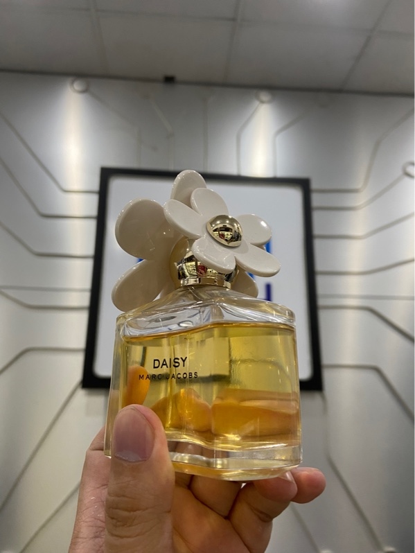 Nước hoa nữ Marc Jacobs Daisy Eau de Toilette - EDT - 90/100ml - Body
