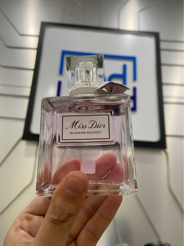 Nước hoa nữ Miss Dior Blooming Bouquet Eau de Toilette - EDT - 95/100ml - Body