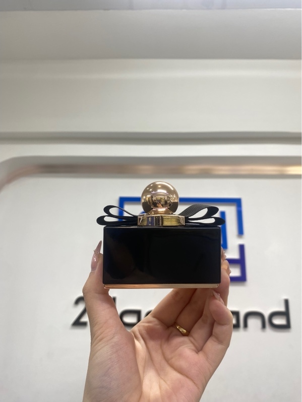 Nước hoa nữ Salvatore Ferragamo Signorina Misteriosa - EDP - 50/50ml - Body
