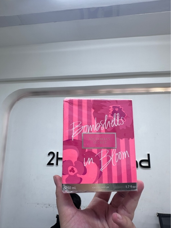 Nước hoa nữ Victoria’s Secret Bombshells in Bloom - EDP - 50ml - Newseal