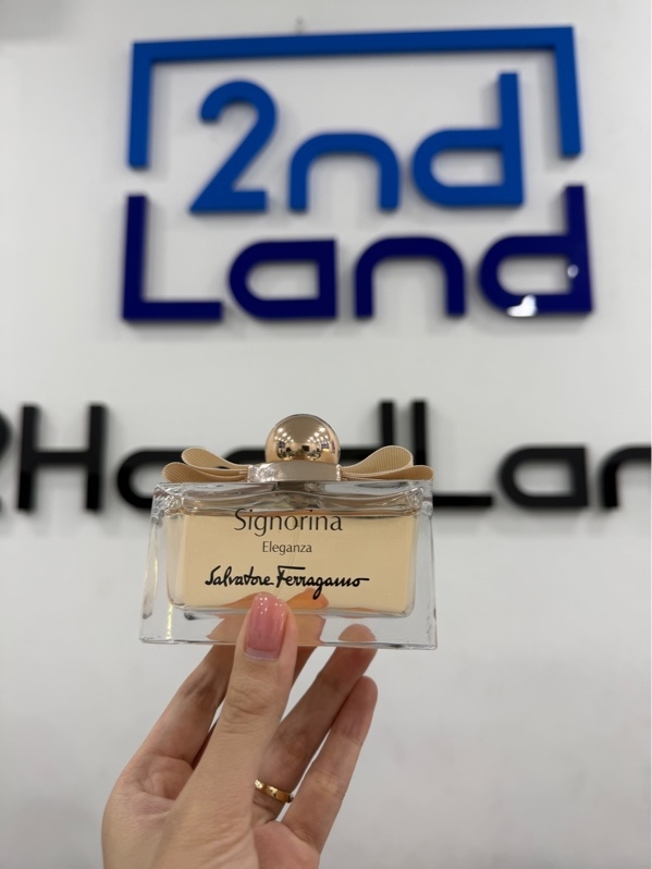 Nước hoa Salvatore Ferragamo Signorina Eleganza - EDP - 95/100ml - chai tróc nhẹ - Body