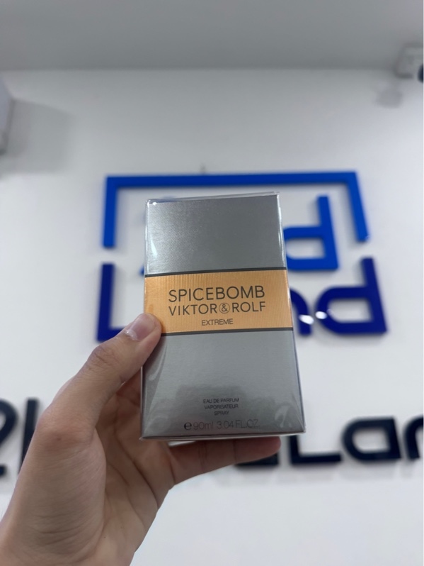 Nước hoa Spicebomb Viktor & Rolf Extreme - Eau De Parfum - 90ml - Newseal