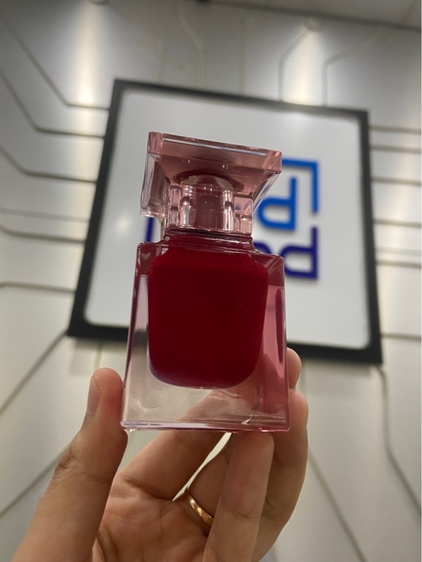 Nước hoa Tom Ford Electric Cherry Eau de Parfum - EDP - 28/30ml - Body