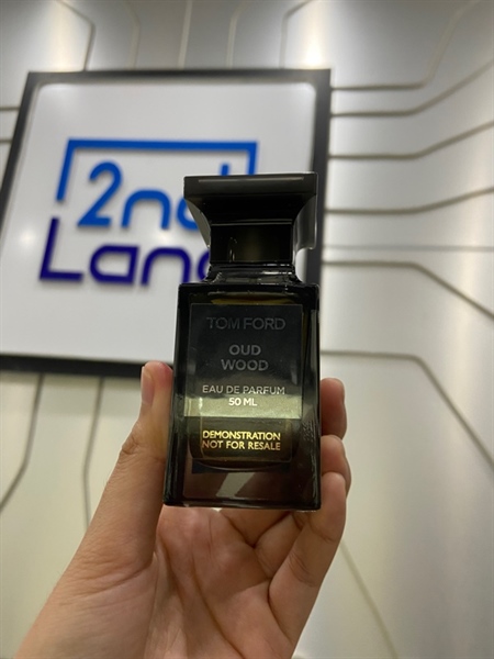 Nước hoa TomFord Oud Wood - EDP - 50ml - Body