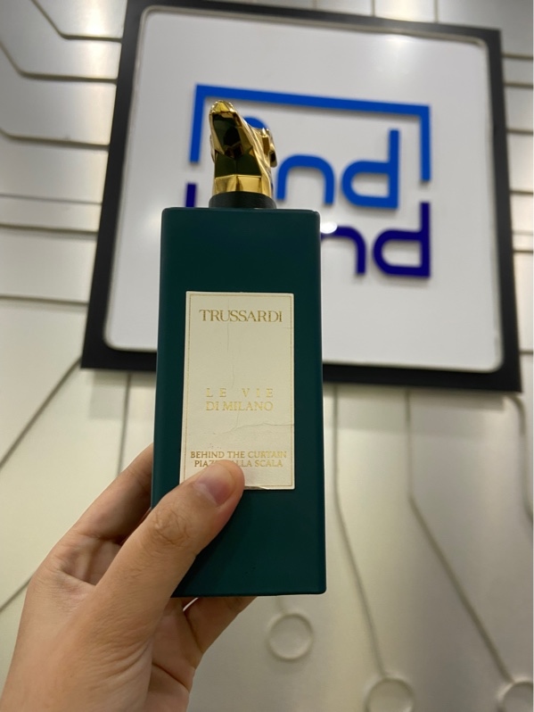 Nước hoa Trussardi Le Vie Di Milano Behind The Curtain Piazza Alla Scala - 100ml - Kèm Box