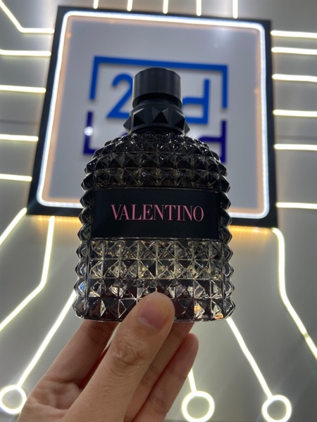 Nước hoa Valentino Uôm Born In Roma - Eau De Toilette Vaporisateur Spray - 100ml - Kèm Box