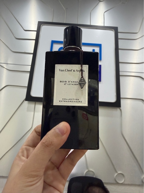 Nước Hoa Van Cleef & Arpels Bois D'amande - EDP - 50/70ml - Kèm Box