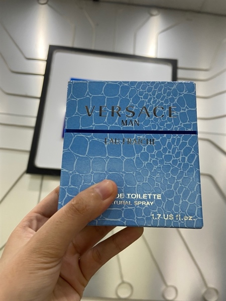 Nước Hoa Versace Man Eau Fraiche - EDP - 50ml - Kèm Box