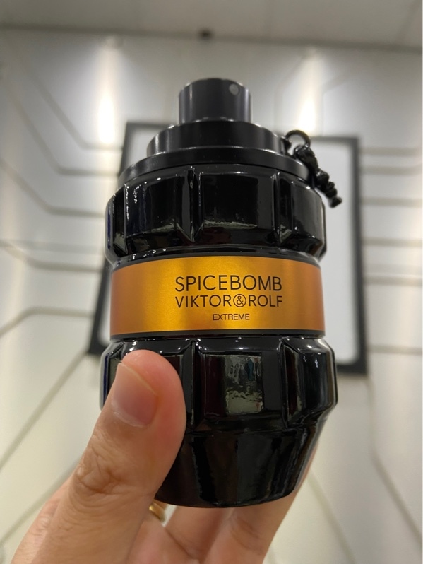 Nước hoa Viktor & Rolf Spicebomb Extreme - EDP Pour Homme - 90ml - Kèm Box