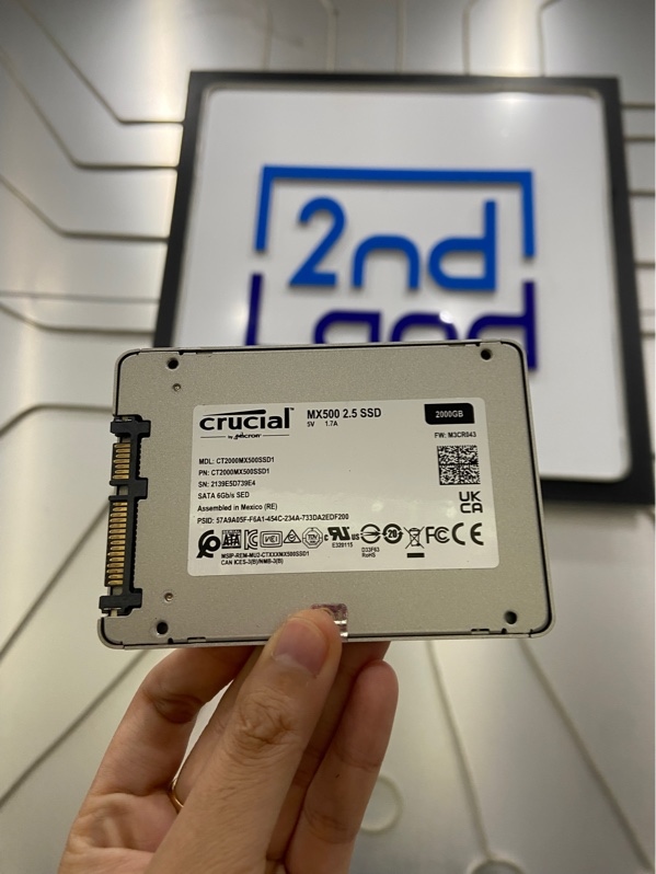 Ổ cứng Crucial MX500 2.5 SSD 2TB - Màu trắng - Ngoại hình: 97.5% - FullBox
