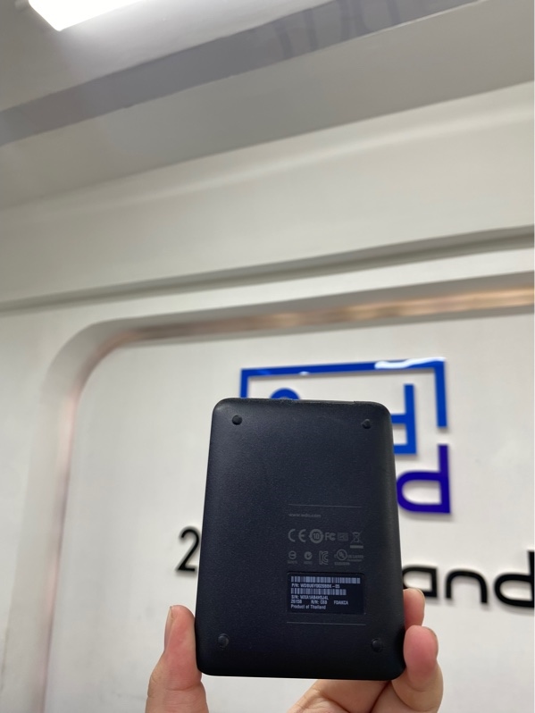 Ổ cứng di động HDD WD Elements 2TB (WDBU6Y0020BBK-05) - đã chạy 2613 giờ - sức khoẻ tốt - Màu đen - Ngoại hinhg 98% - Kèm túi