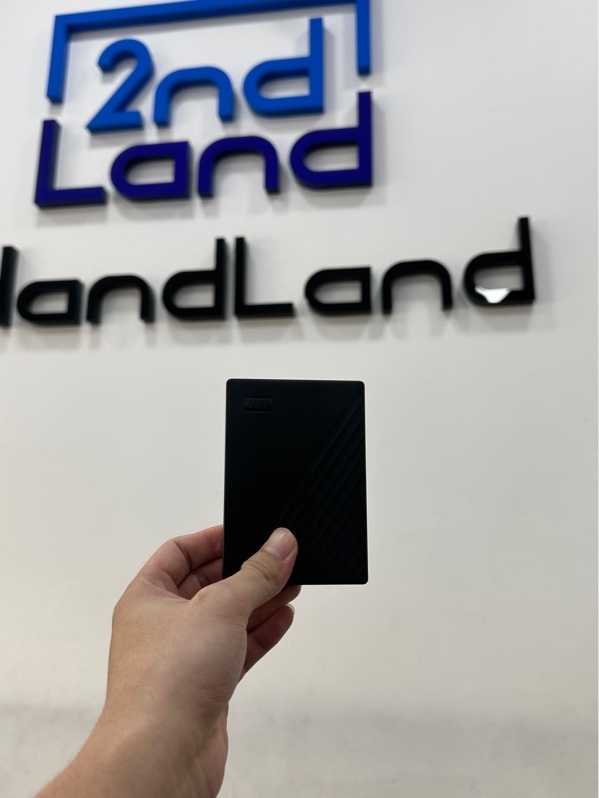 Ổ cứng di động HDD WD My Passport 4TB 2.5" USB 3.2, Model: WDBPKJ0040BBK - Màu đen - Ngoại hình 96% - Trầy xướt nhiều, sức khỏe tốt - Body