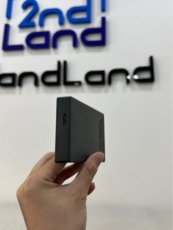 Ổ cứng di động HDD WD My Passport 4TB 2.5" USB 3.2, Model: WDBPKJ0040BBK - Màu đen - Ngoại hình 96% - Trầy xướt nhiều, sức khỏe tốt - Body