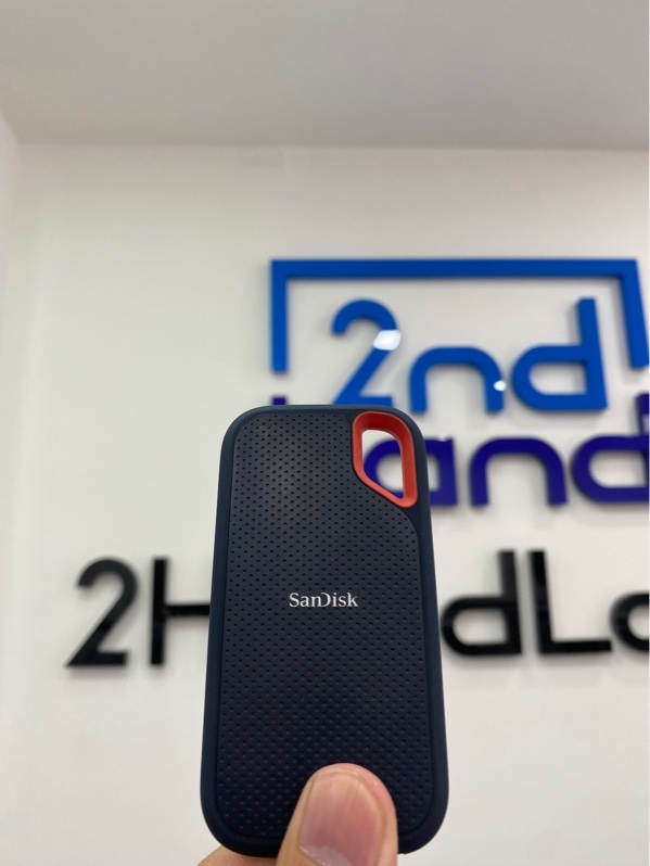 Ổ cứng di động Sandisk Extreme Portable SSD E61 - 1TB - Sức khỏe tốt 100% - Màu xanh đen - Ngoại hình: 98% - Body