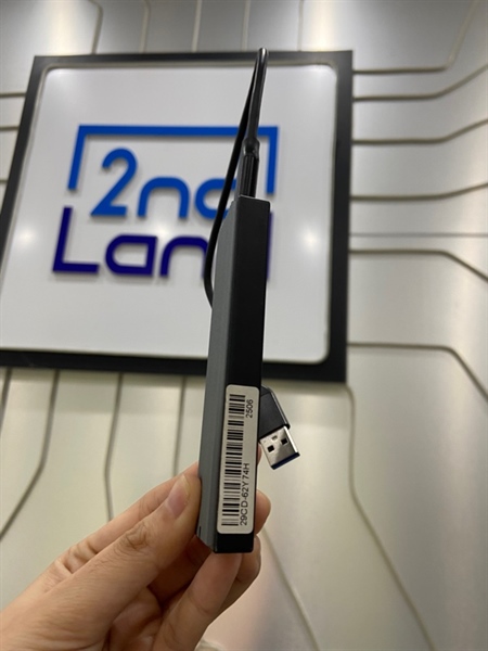 Ổ cứng di động SSD Kingston SNV 3S 500G - 500GB - Sức Khỏe tốt - Màu đen - Ngoại hình: 98% - Kèm dây 2