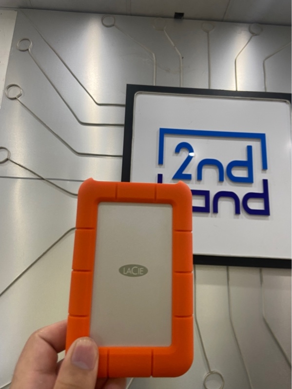 Ổ cứng HDD LaCie model LRD0TU6 1TB - Màu bạc - Ngoại hình: 97% - Kèm dây + túi