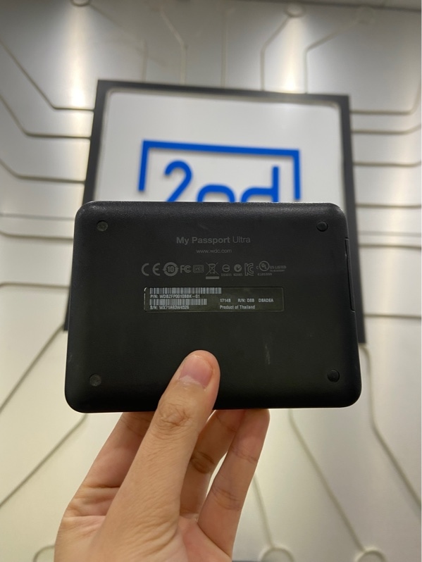 Ổ Cứng HDD My Passport Ultra WDC WD10JMVW 1TB - Tiem chạy 10 tiếng - Tốt - Màu đen - Ngoại hình: 98% - Kèm dây kết nối