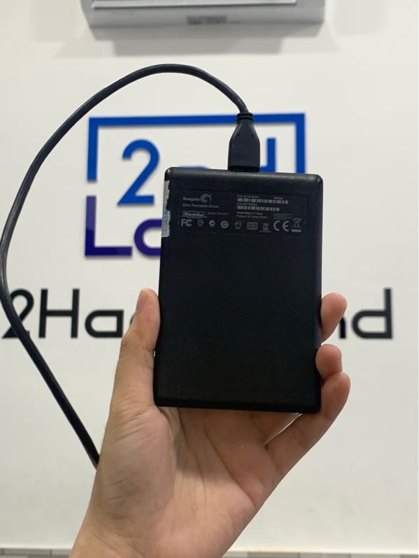 Ổ cứng HDD Seagate slim portable drive SRD00F1 - 500GB - Sức khoẻ tốt - Màu đen - Ngoại hình: 97% - Body