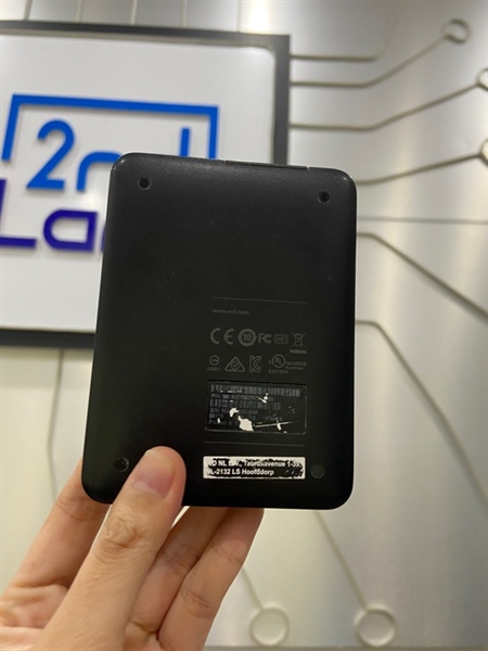 Ổ cứng HDD WD Elements Portable 2TB 2.5 inch USB 3.0 - Màu đen - Ngoại hình: 97% - Sức khỏe tốt - Kèm dây 1