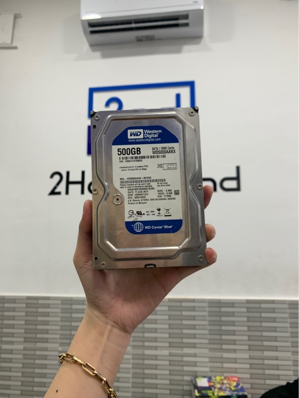 Ổ cứng HDD WD5000AAKX - 500gb - Ngoại hình: 97% - Body