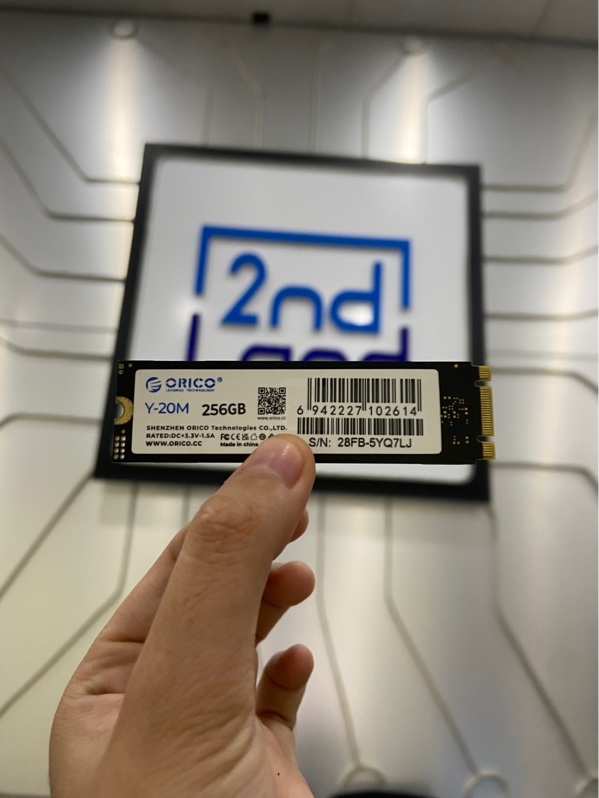 Ổ cứng M.2 SSD Orico Y-20M - 256GB - Màu đen - Ngoại hình: 97% - Body