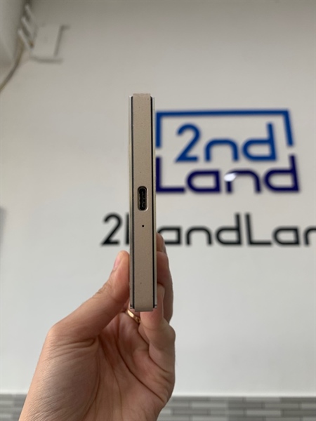 Ổ cứng Porsche Design HHD - 2T - Màu vàng - Ngoại hình: 98% - Body, kèm sạc 1