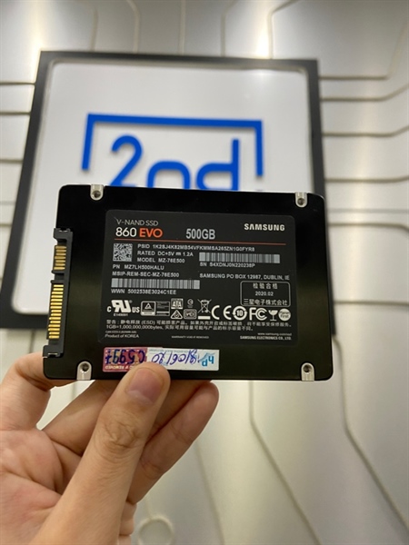 Ổ cứng Samsung SSD Sata 860 Evo 500GB ( 86% trung bình ) - Chạy 4 năm - Màu đen - Ngoại hình: 98% - Body