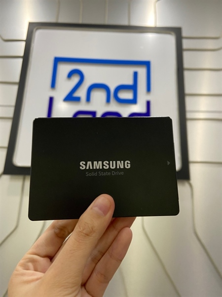 Ổ cứng Samsung SSD Sata 860 Evo 500GB ( 86% trung bình ) - Chạy 4 năm - Màu đen - Ngoại hình: 98% - Body 1