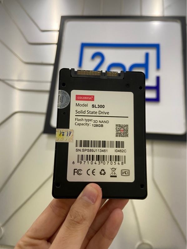 Ổ cứng SSD Colorful SL300 - 128GB - Màu đen - Ngoại hình: 98% - Body