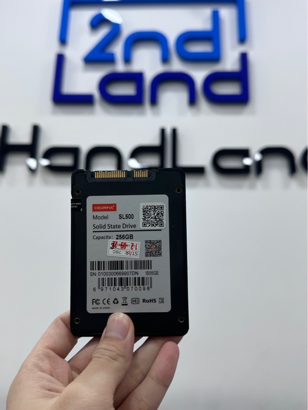 Ổ cứng SSD Colorful SL500 SATA, 256Gb - Màu đen - Ngoại hình 97% - Sức khoẻ tốt (7923 giờ ) - Body