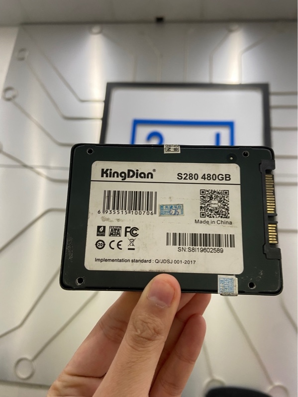 Ổ cứng SSD KingDian S280 480GB - Màu xanh - Ngoại hình: 97% - Body